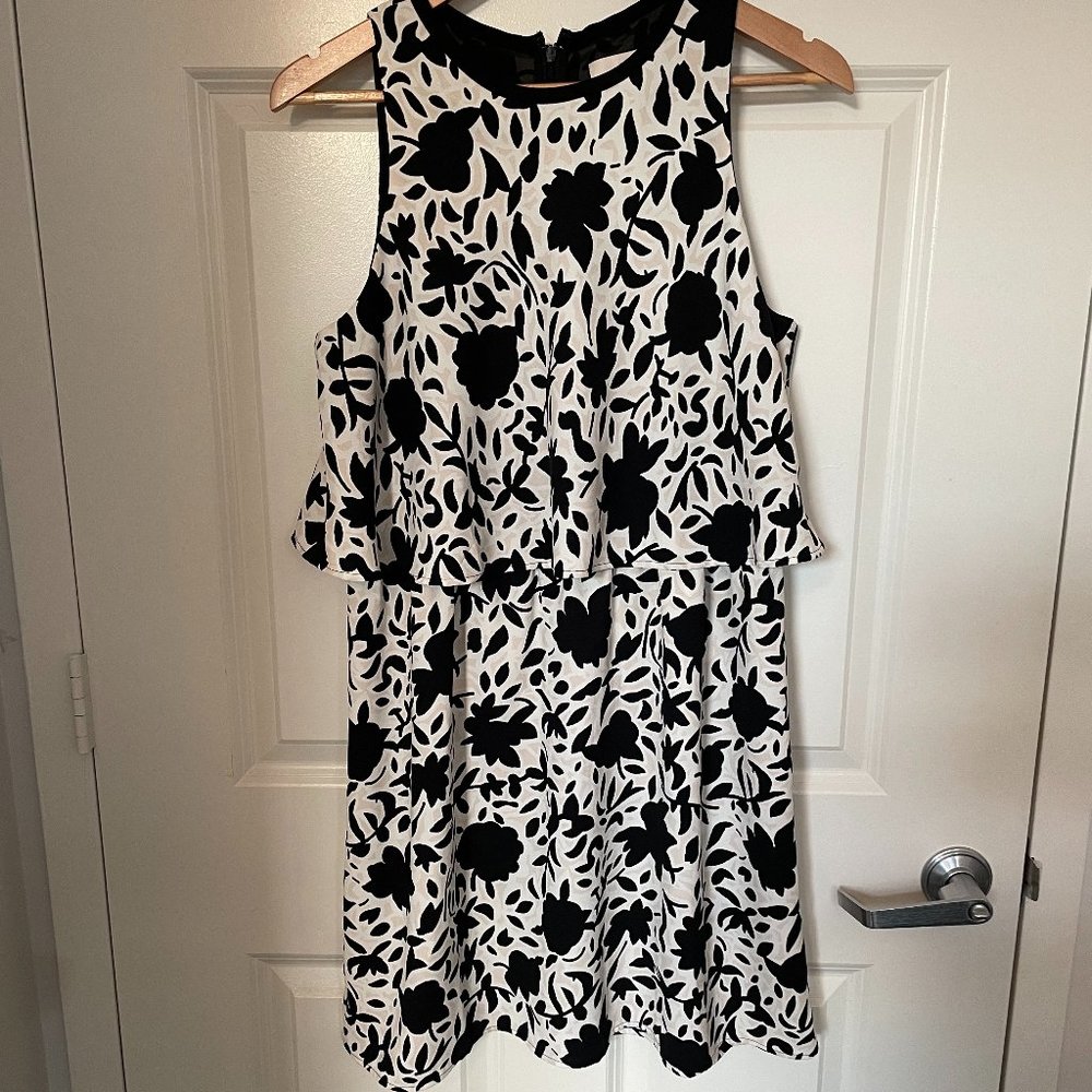 Loft Floral Black & Cream Layered Open Back / Size 8 / Brand New